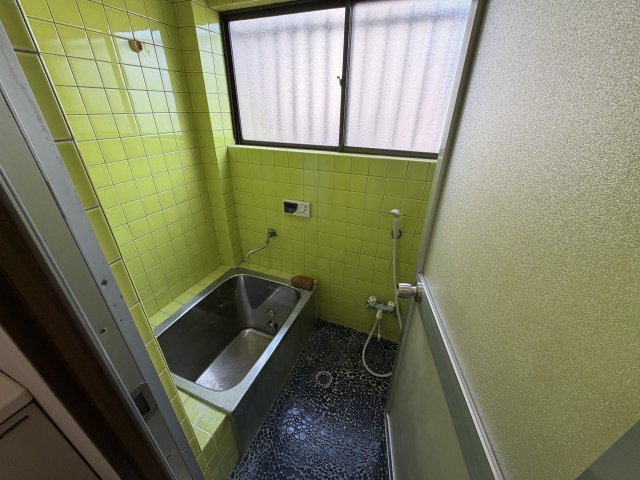 我孫子市つくし野7丁目　中古戸建ての浴室