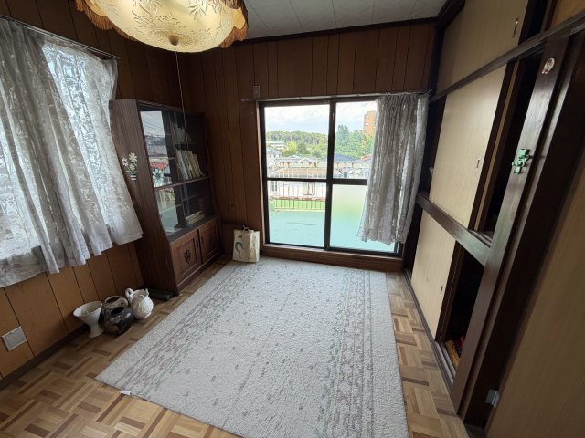 我孫子市つくし野7丁目　中古戸建ての洋室