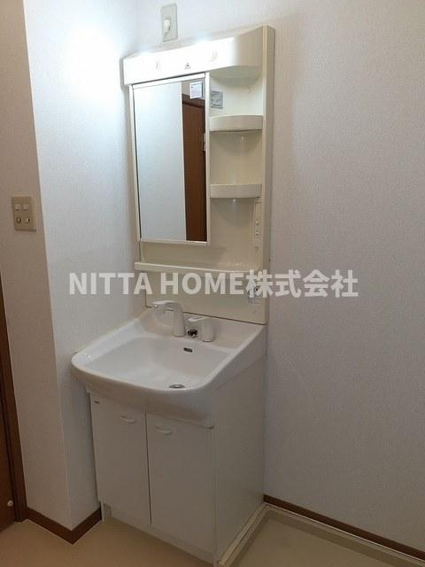 朝来市和田山町土田のアパートの洗面所|独立洗髪洗面台になります★