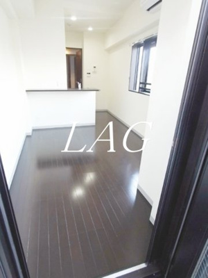 【居間・リビング】 | ラビエール東京 | 洋室のお部屋です。