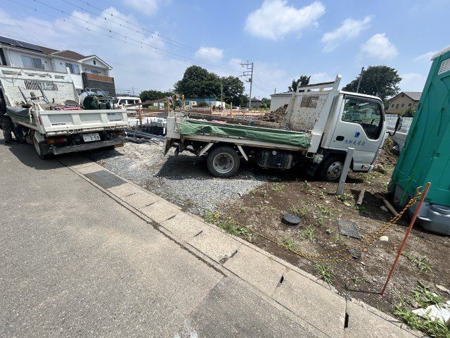 新築　前橋市富士見町時沢第11　クレイドルガーデン　2号棟の駐車場|現地写真　駐車スペースは並列2台+1台分可能です！
