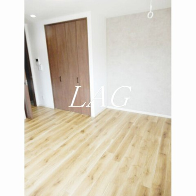 【居間・リビング】 | ルミエールビル | 洋室のお部屋です。