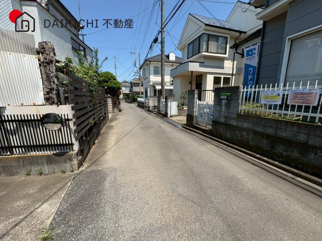 【前面道路含む現地写真】 | 鶴ヶ島市下新田　中古戸建