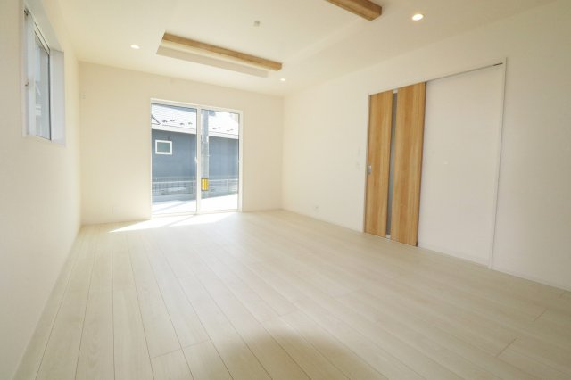 大玉村大山字行屋　　　７号棟　　　大山小学校、大玉中学区の居間・リビング|※同社施工例