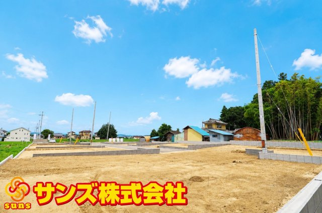 大玉村大山字行屋　　　７号棟　　　大山小学校、大玉中学区の外観|北西から見た区画全体♪