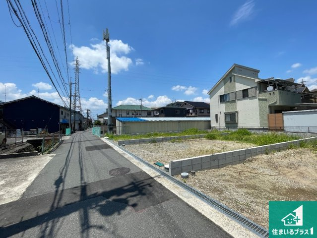 柏原市玉手町　第3期　新築一戸建ての前面道路含む現地写真|周辺は落ち着いた街並みの住宅地！子育てがしやすい住環境です！まだ未完成ですが、現地でしかわからない事もございます。是非一度ご覧ください。