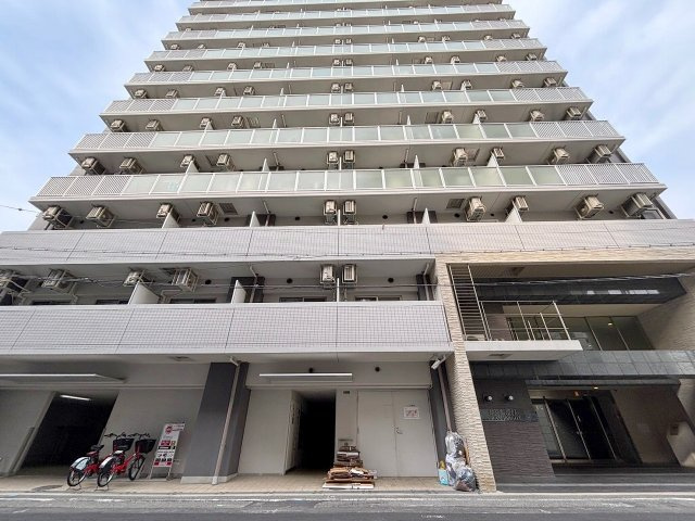 エステムコート新大阪9グランブライトの外観