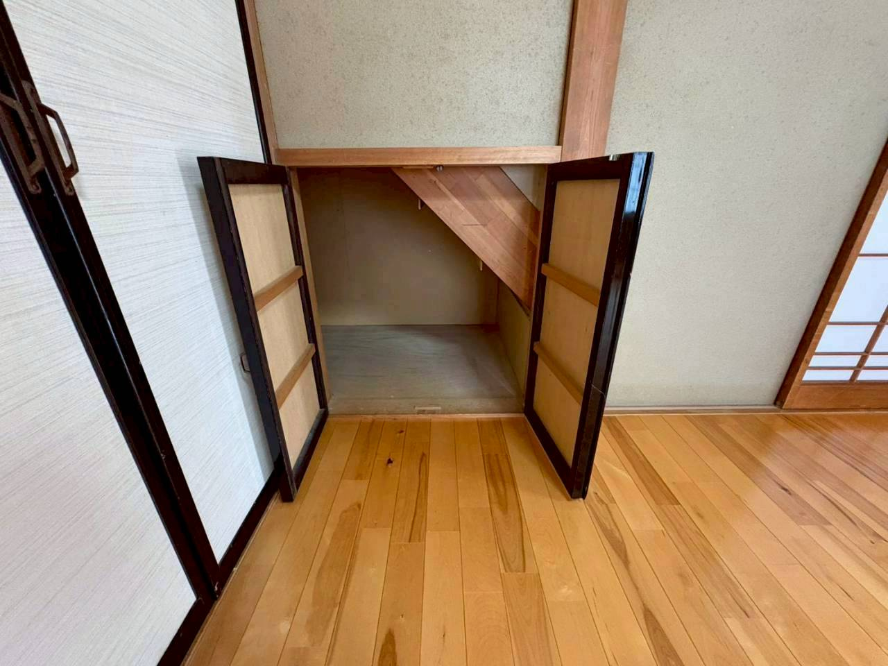 中古戸建の玄関