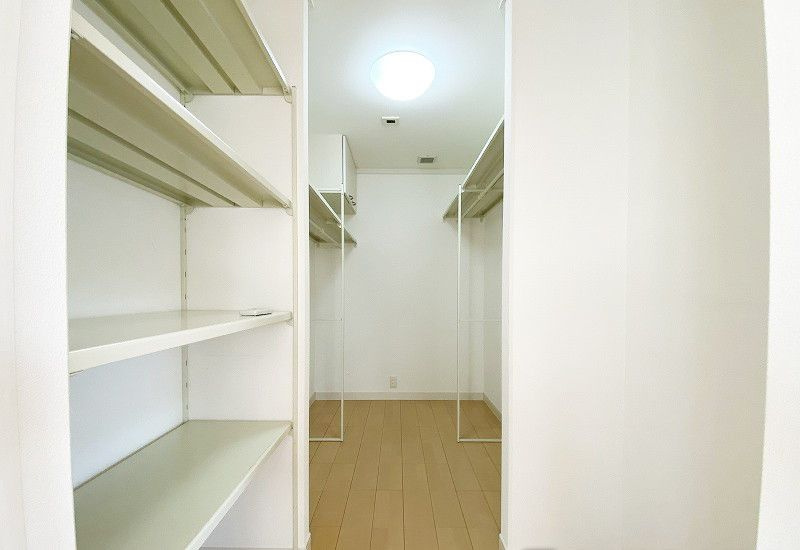 近江八幡市小船木町　中古戸建|ウォークインクローゼット