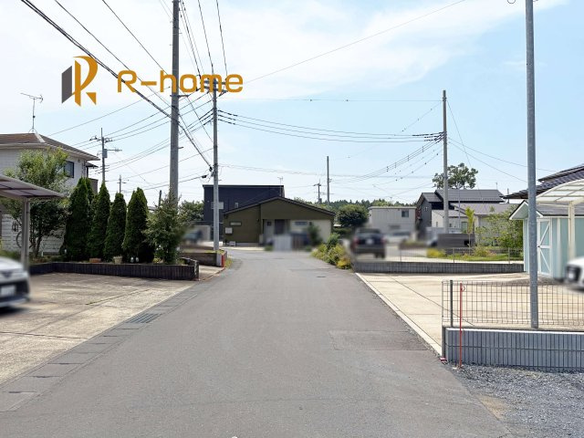 小美玉理羽刈第5　新築戸建て　2号棟の前面道路含む現地写真|周辺環境も併せて案内致します♪
ぜひ現地へお越しください♪