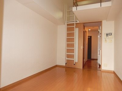 【居間・リビング】エステムコート大阪・中之島南