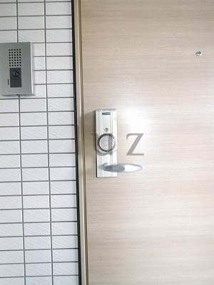 グランドガーラ川崎西口の玄関