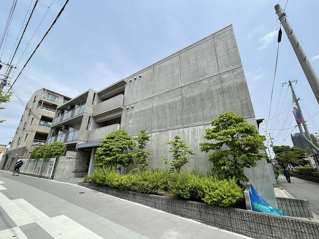 日和マンションの外観