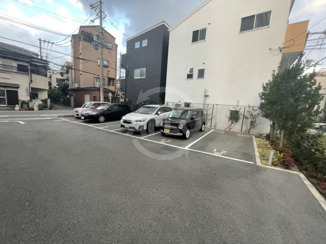 エスリード西九条レジデンスの駐車場|エスリード西九条レジデンス　駐車場