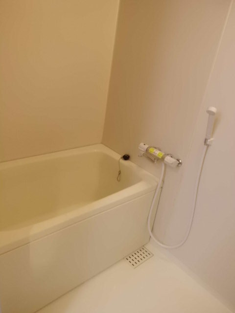ＫＩＫＵＮＡ　ＨＯＵＳＥ　６７１１の浴室|バス