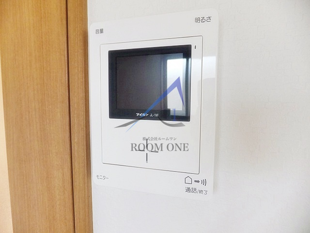 エアプレイス元住吉のセキュリティ|モニター付きインターホンです。