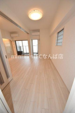 プレジオ鎗屋町の寝室