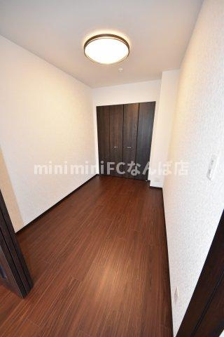 プレジオ鎗屋町の寝室