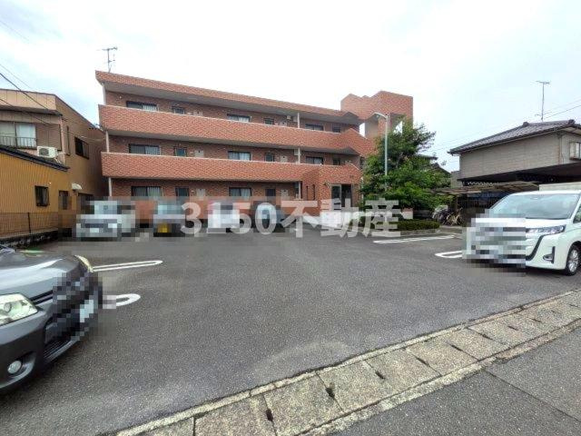 オークルシャトー岐南の駐車場