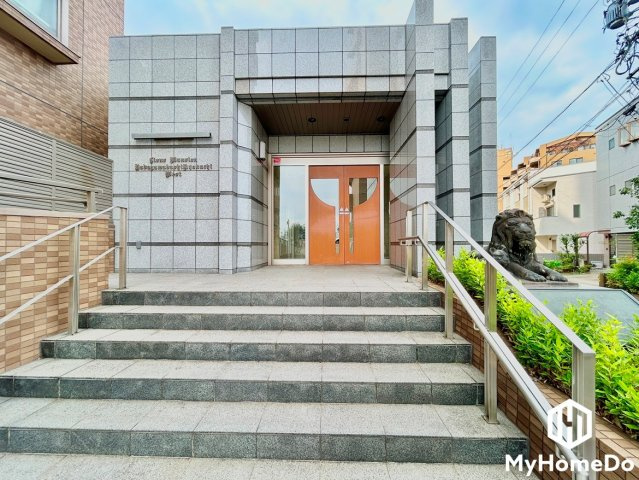 ライオンズマンション矢田川橋緑地ウエストのその他|上品で落ち着いたエントランスです。
