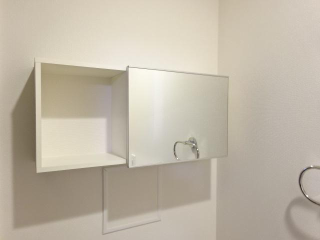 月のテラスの収納|トイレ収納