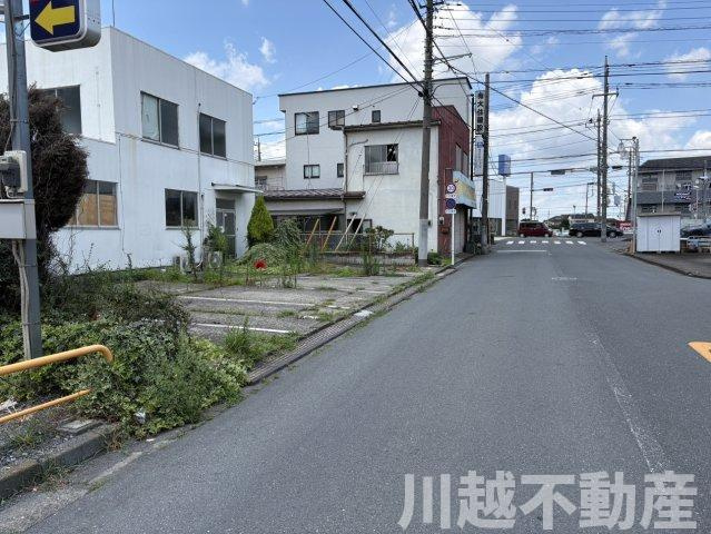 南大塚駅徒歩4分　65坪売地　の前面道路含む現地写真
