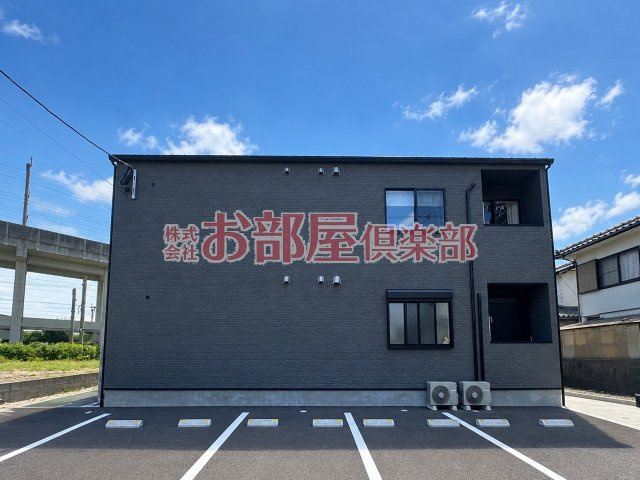 ダンデライオンの外観|おしゃれな外観です