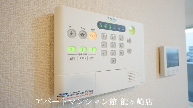 ライトパレスうずら野のセキュリティ|※写真は301号室を使用