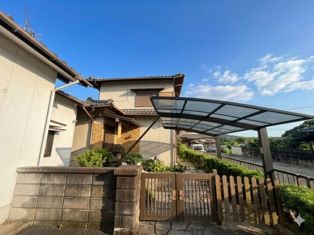 直方市大字上頓野の事務所の外観|住居