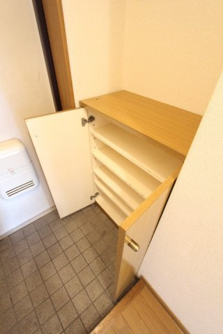 エルセリートオーテの玄関
