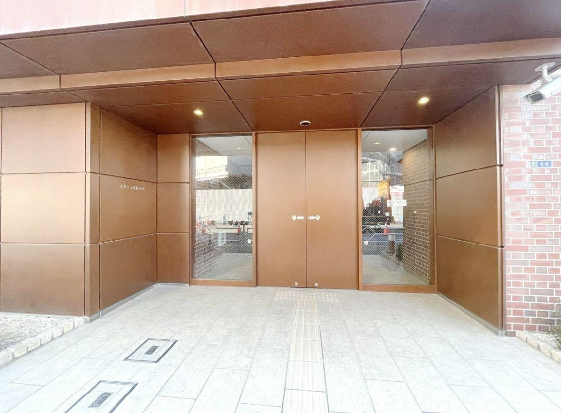 アクティ東仲通りのエントランス