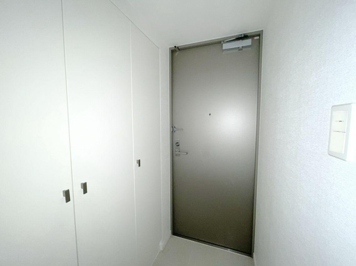 アクティ東仲通りの玄関