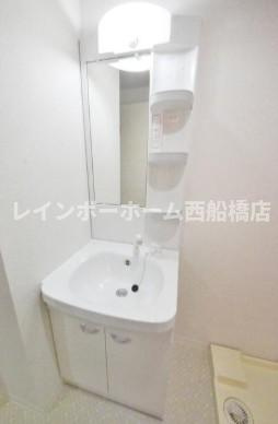 アルヴィータの洗面所