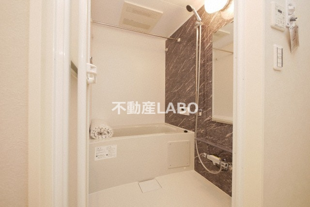 Maison Blanche Nagaiの浴室