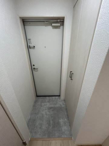 クレアール塚口Ⅰの玄関