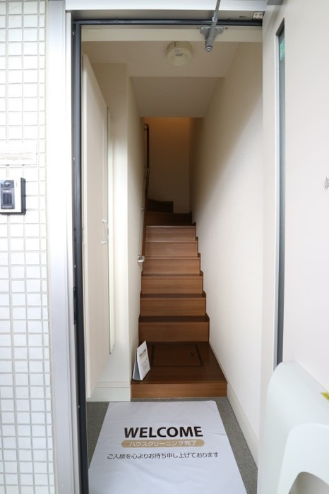 アネシス御立の玄関