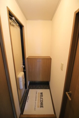 ヴェルドミール　A棟の玄関