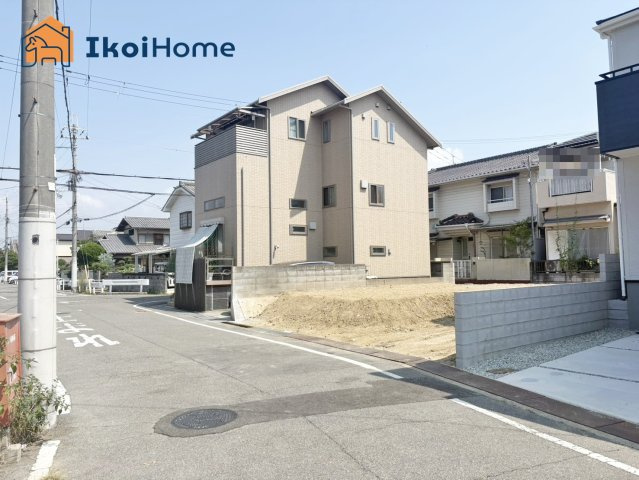 明石市魚住町西岡　新築戸建のエントランス|物件・当店の最寄駅まで無料送迎！最短10分で指定場所へお迎えに向かいます！まずはお問い合わせください