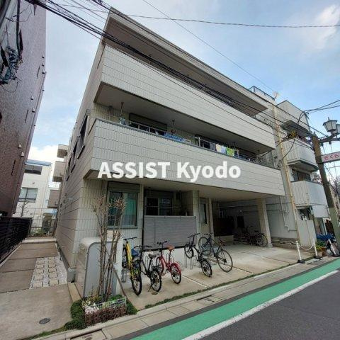 アドーニスの外観