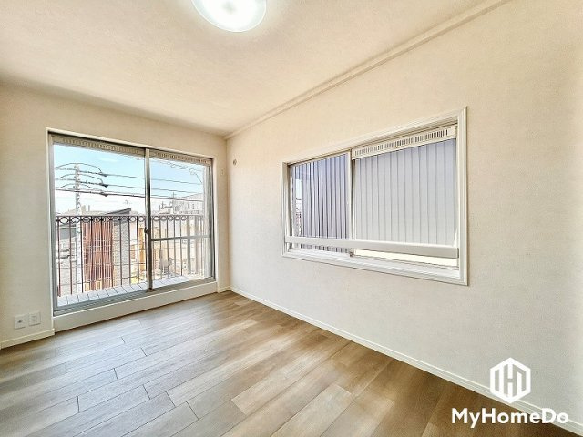 西区宝地町の子供部屋|独立した居室なのでプライベートな時間をゆったり過ごせそうです。