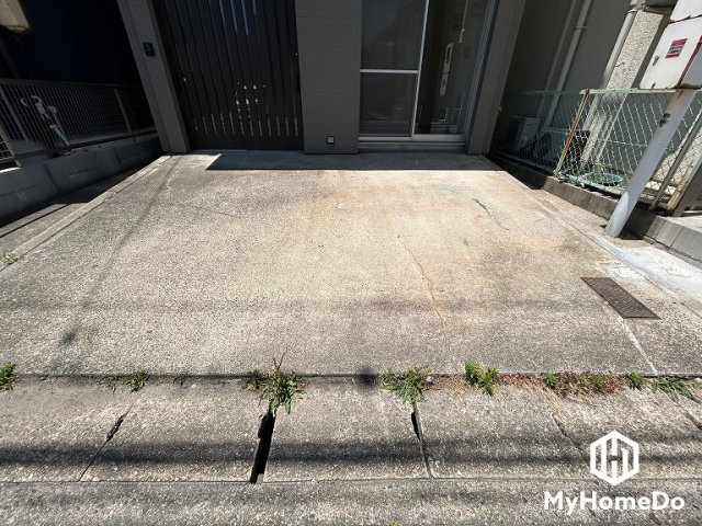 西区宝地町の駐車場|駐車2台OK！マイカーをしっかり停められる、ゆとりのある暮らしを実現