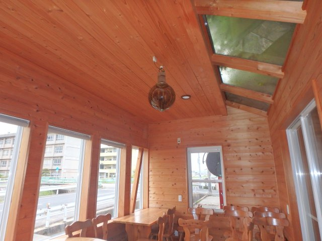 茶屋町テナントの内装