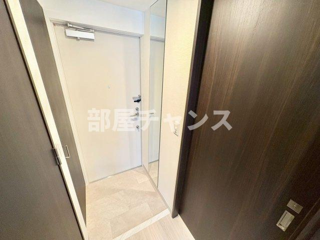 エステムコート名古屋TWIN WESTの玄関