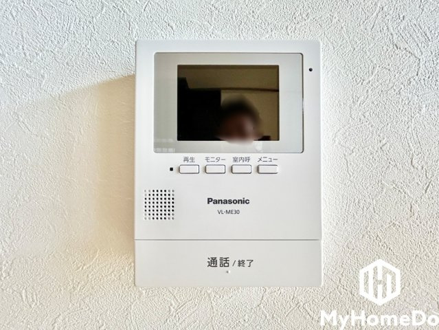 守山区川村町の設備|家にいながら訪問者を確認、安全性の高いTVモニター付インターホン
