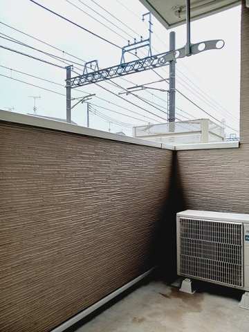イースト　ユーＢのバルコニー