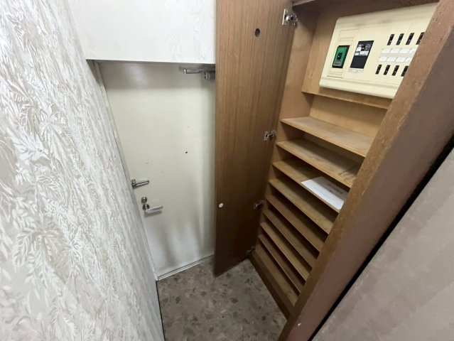 サングリーン海道割の玄関|大きな靴箱あり