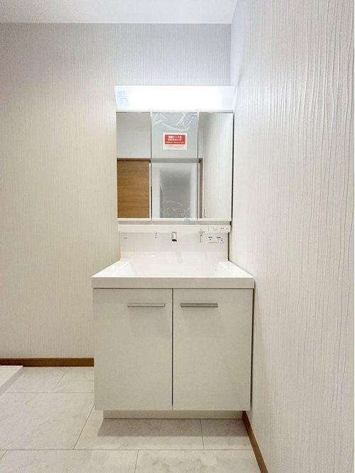 笠屋町新築戸建B号地の独立洗面台