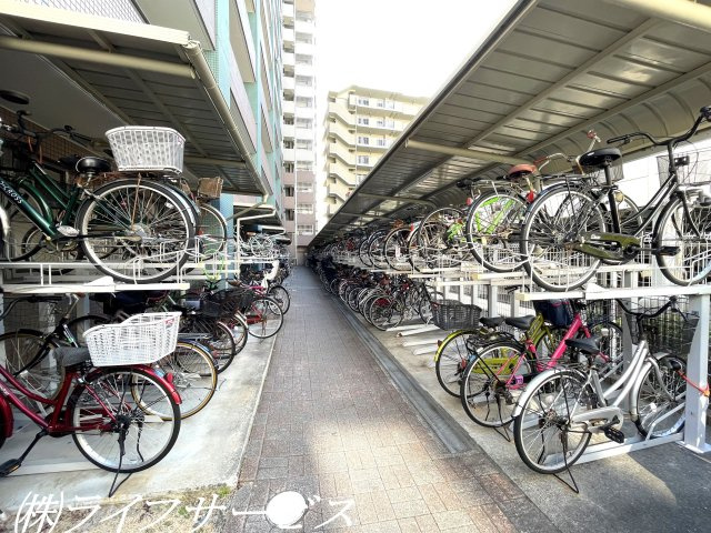 【駐輪場】 | ネバーランド北大阪 | 駐輪場