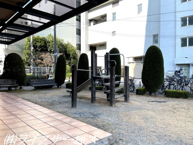 【その他共用部分】 | ネバーランド北大阪 | 敷地内公園有