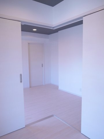 MODERN PALAZZO天神AXIA　舞鶴小学校区の居間・リビング|MODERN PALAZZO天神AXIA